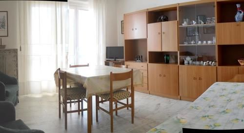 Gaiavacanze Beach Apartment Bordighera Luaran gambar